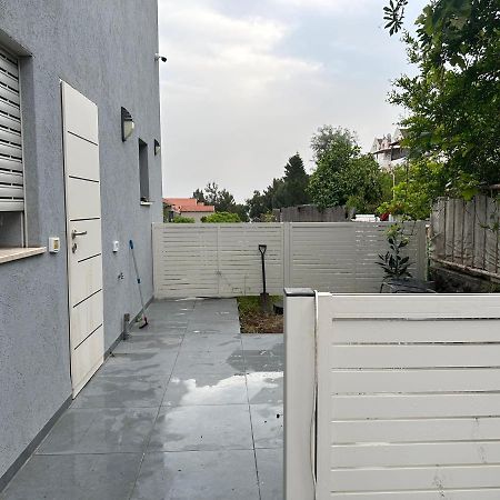 חניתה Appartement Qiryat Shemona Buitenkant foto